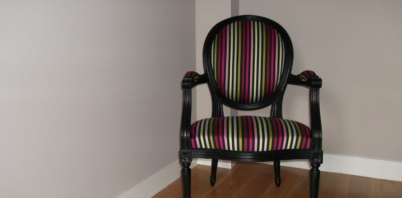 fauteuil4-maison- abat-jour- tapissier-home-design-artisanat-artisan-fauteuil-abajouriste-ile-de-france-noiseau